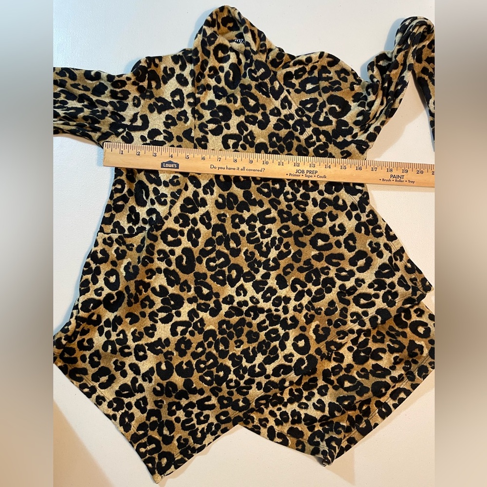 Roz & Ali XS Cardigan Open Front Asymmetrical Hem Leopard Print GUC - Picture 6 of 7